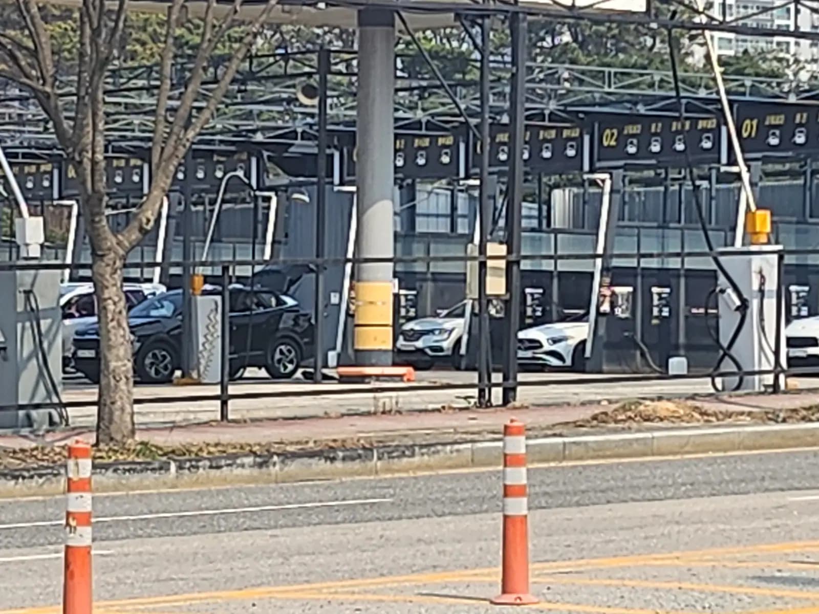 수완동 (야외 셀프 세차장)